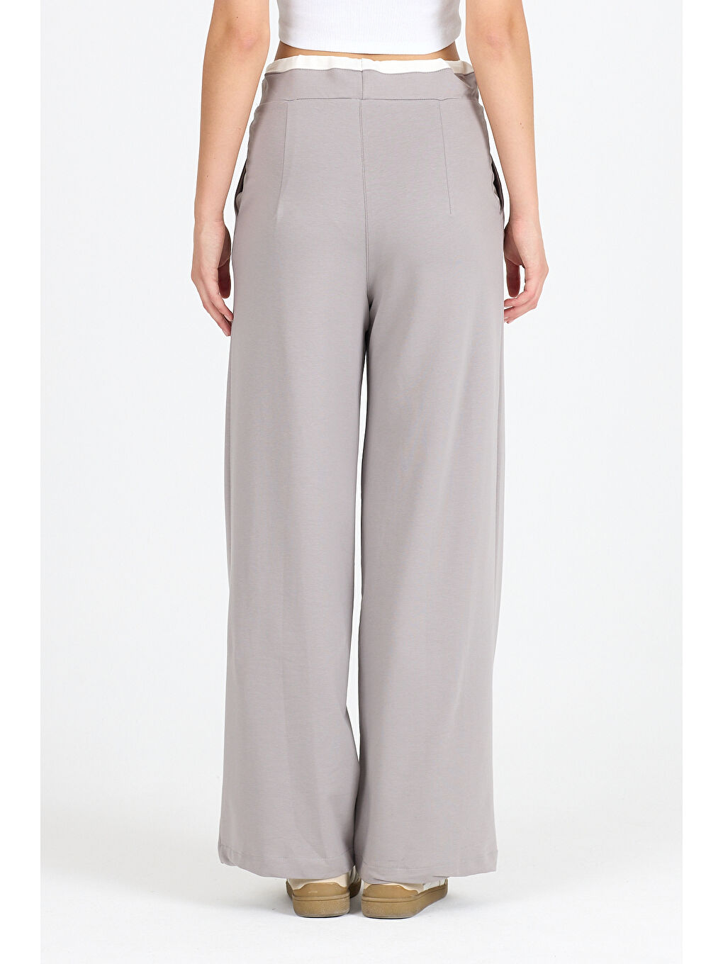 Bej Kadın Kemeri 2 Renk Detaylı İspanyol Paça Pantolon 5006-3