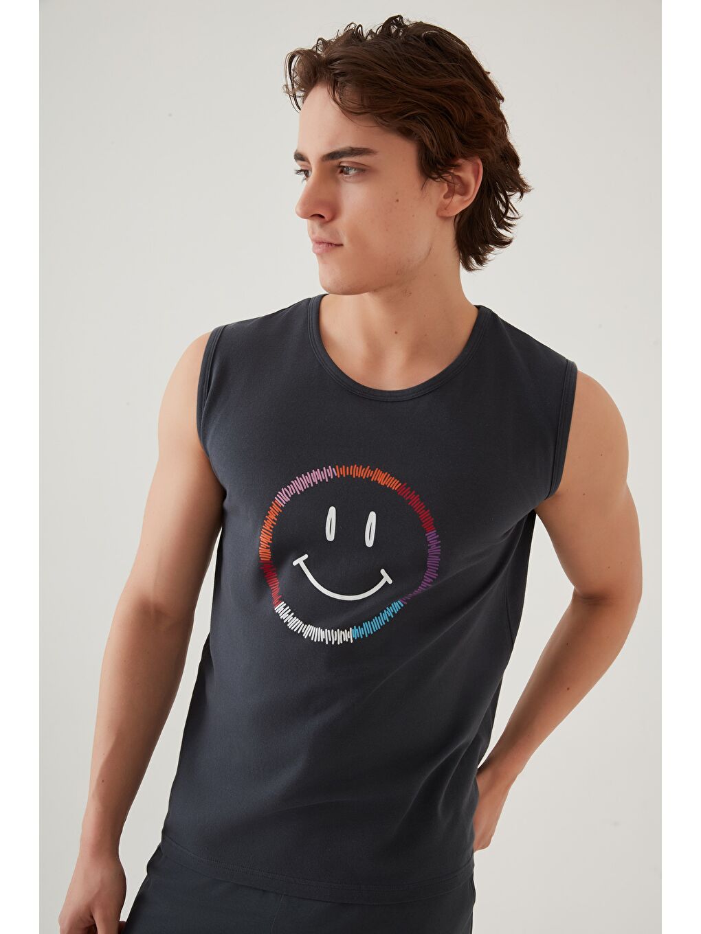 Gri Erkek Pamuklu Sıfır Kollu Baskı Detaylı %100 Pamuk Şortlu Pijama Takımıı-3