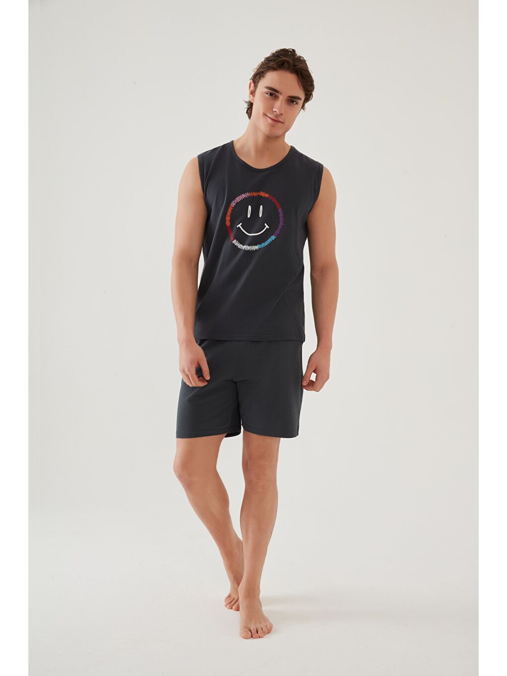 Gri Erkek Pamuklu Sıfır Kollu Baskı Detaylı %100 Pamuk Şortlu Pijama Takımıı-4