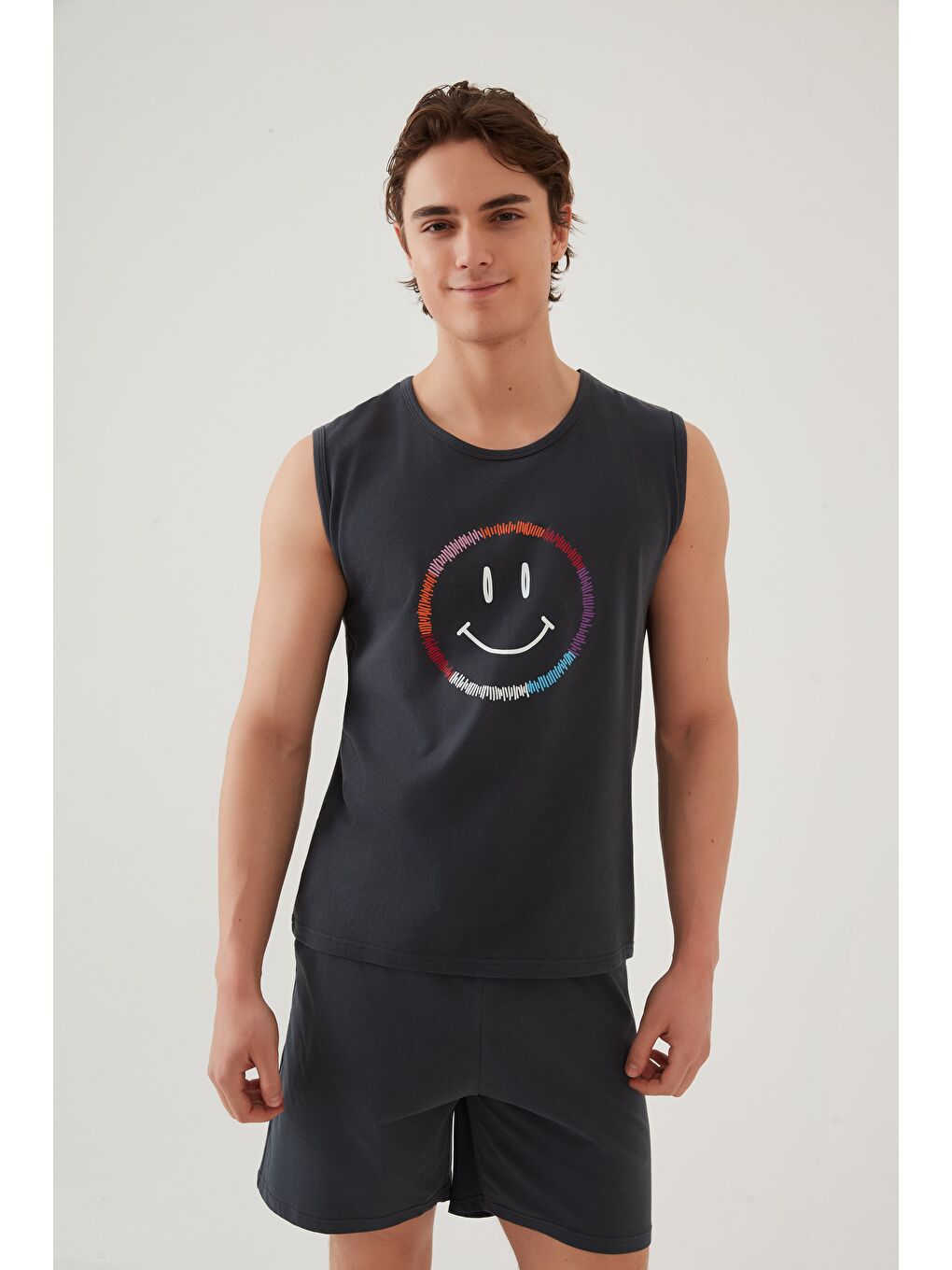 Gri Erkek Pamuklu Sıfır Kollu Baskı Detaylı %100 Pamuk Şortlu Pijama Takımıı-5