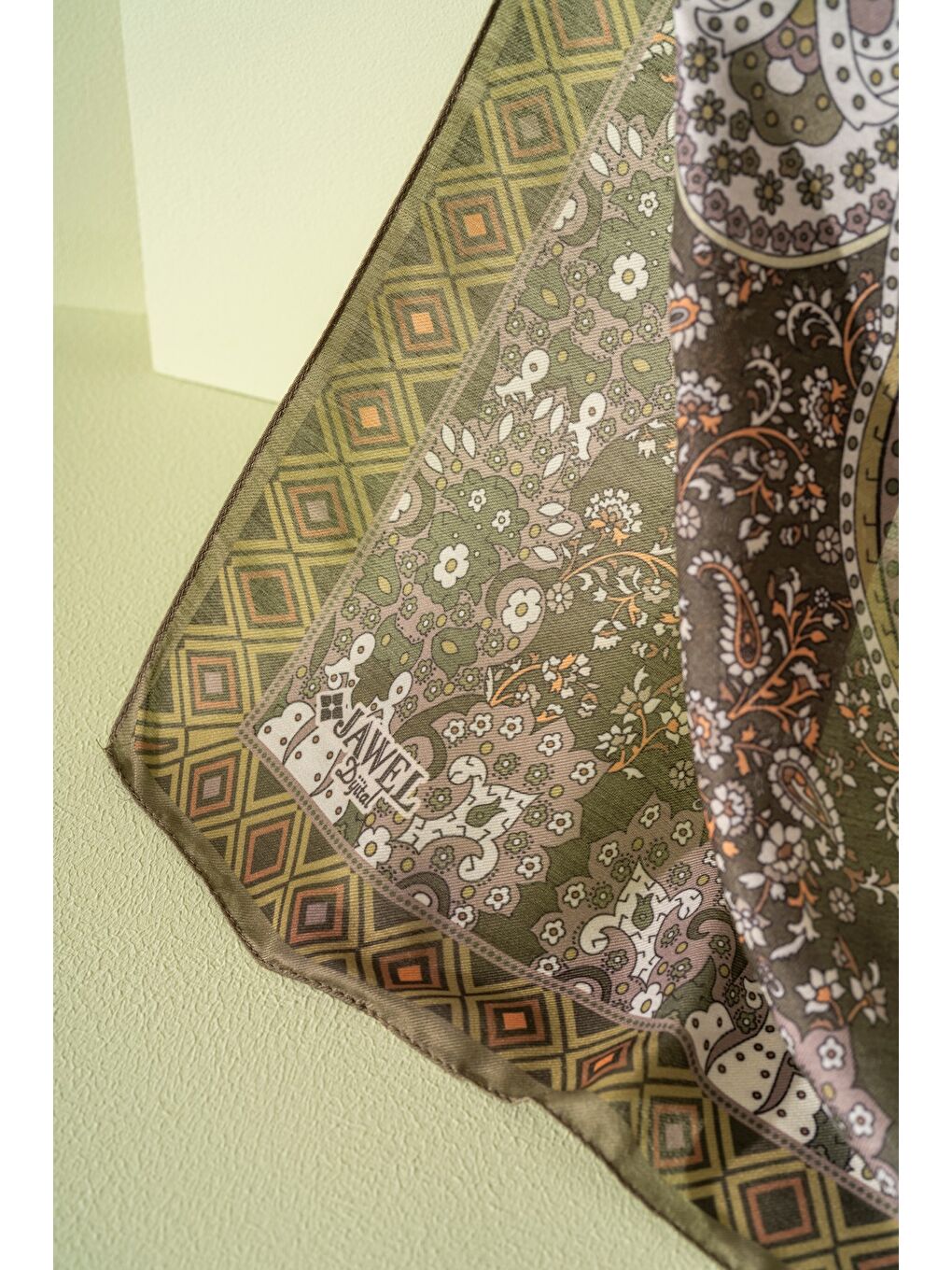 Haki Kadın Etnik Desen Soft Alinda Şal-1