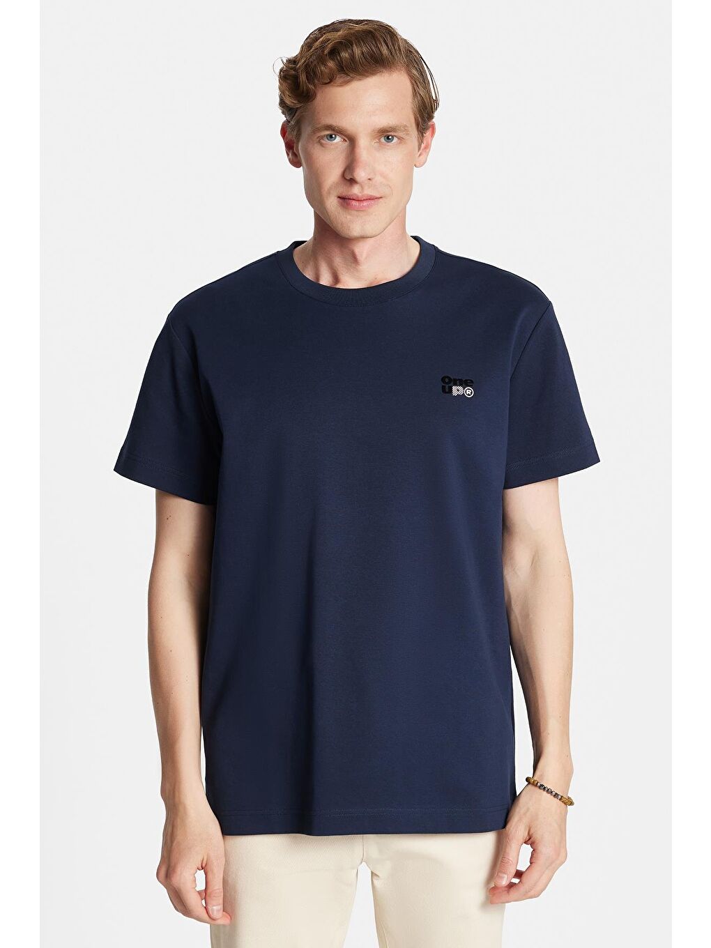 Relax Fit Rahat Kesim Pamuklu Ön Ve Arka Baskı Ve Nakış Detaylı Bisiklet Yaka Lacivert Erkek Tişört