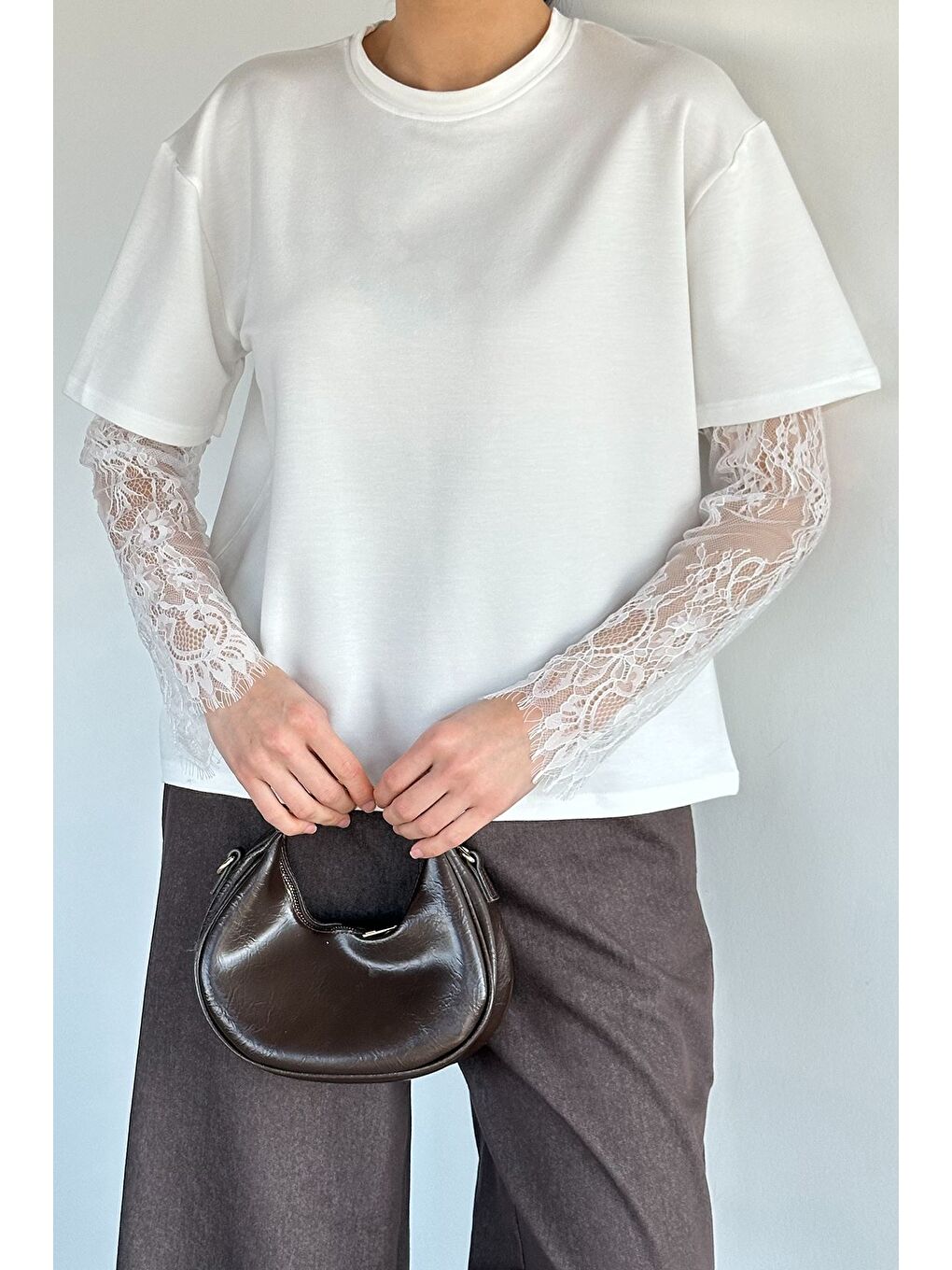 Ekru Kadın Bisiklet Yaka Kollar Dantelli Bluz-2