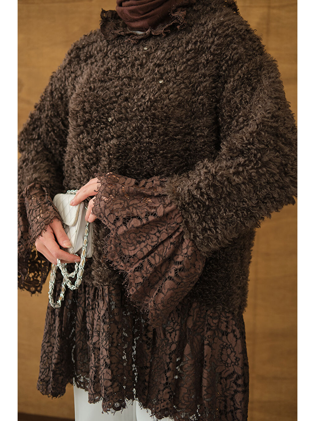 Kadın Dantel Detay Pelüş Tunik Kahverengi-3