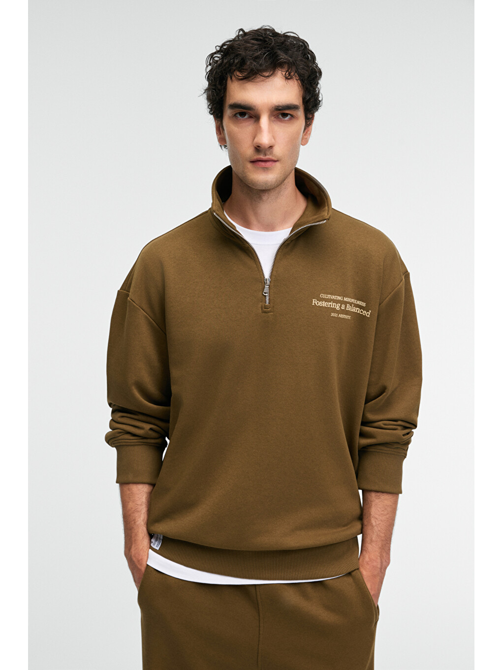 Bram Erkek %100 Pamuk Dik Yakalı Yarım Fermuarlı Baskılı Haki Sweatshirt-2