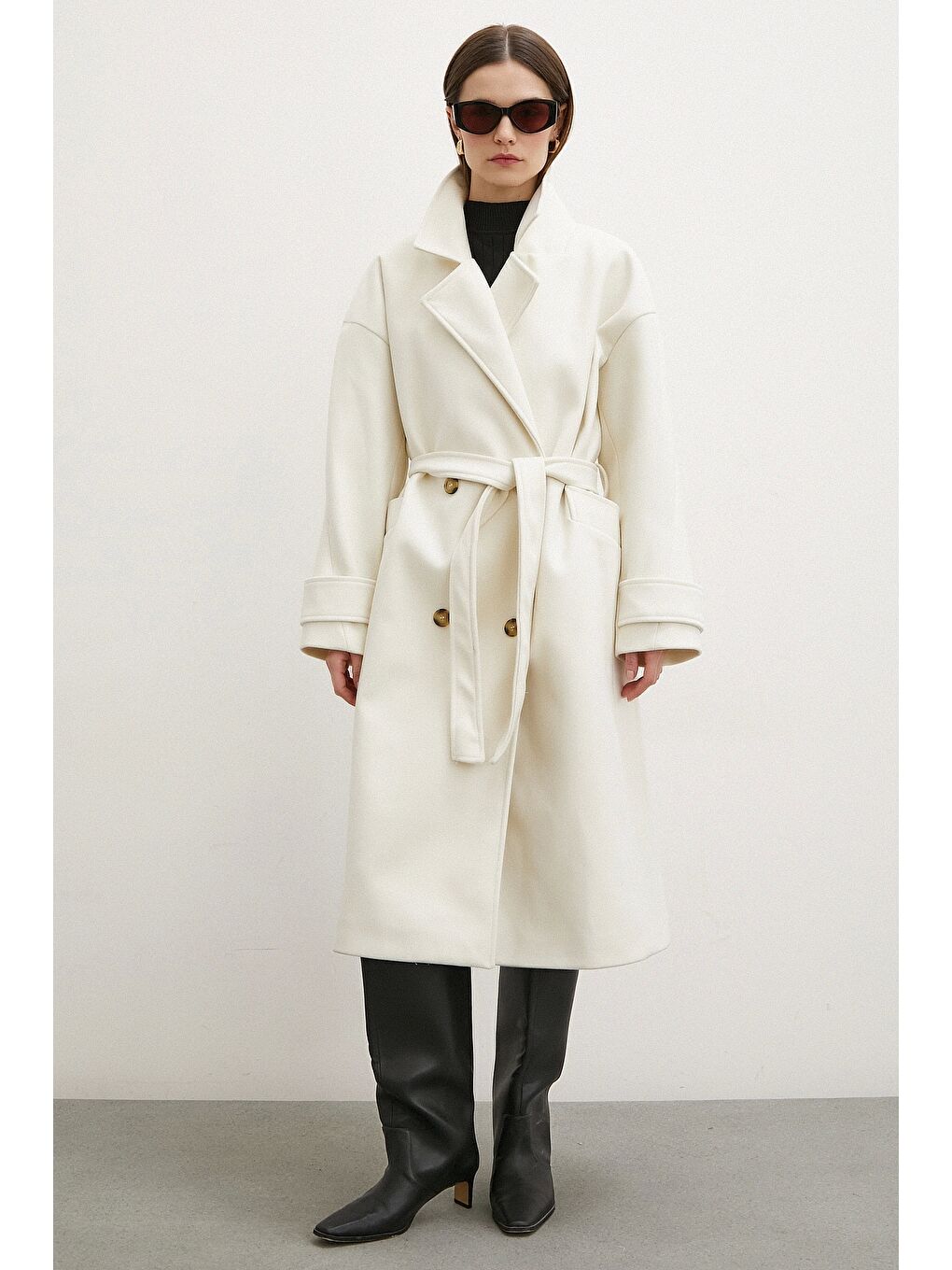 Kol Detaylı Robalı Kaşe Kaban Ekru-1