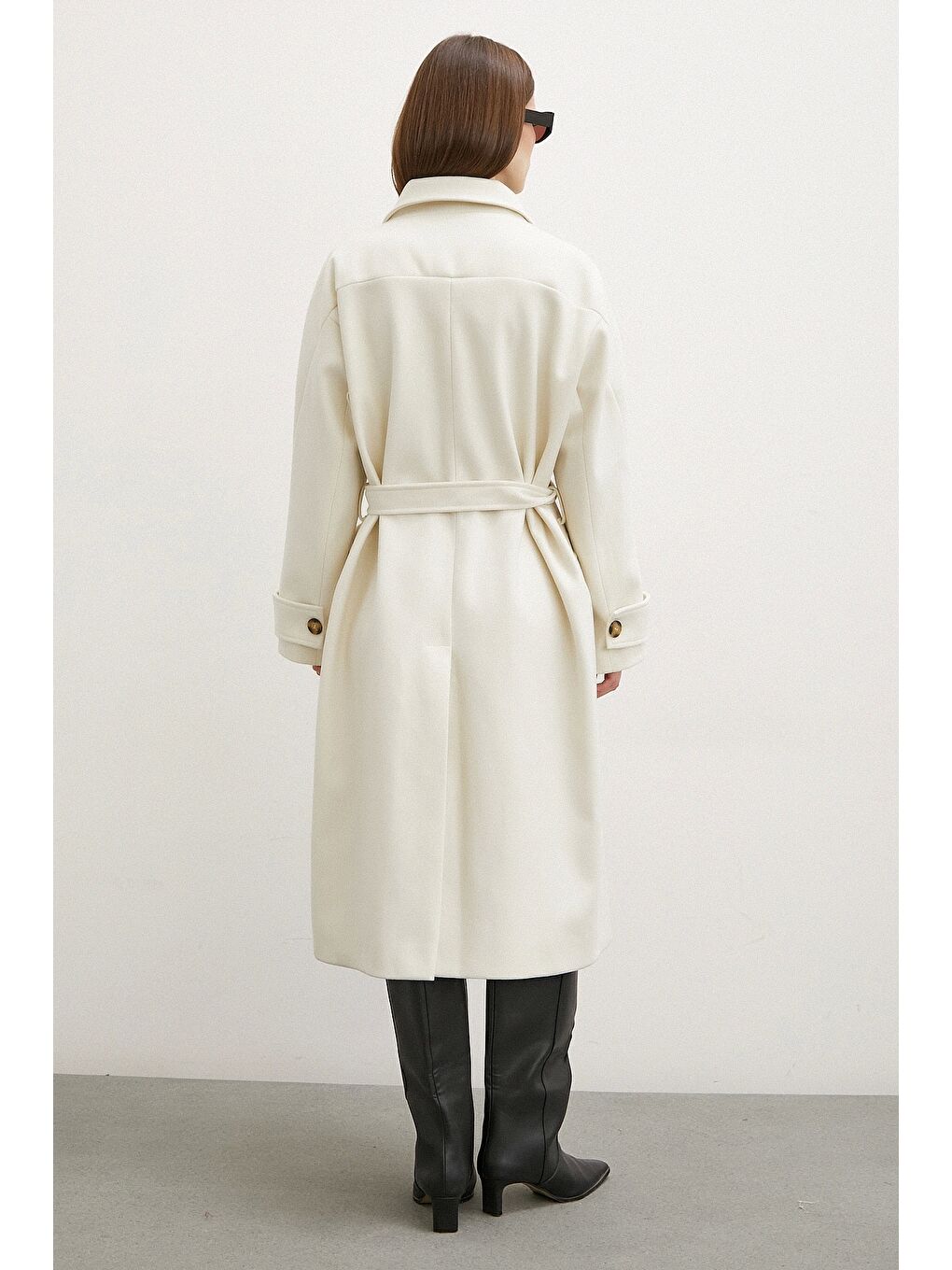 Kol Detaylı Robalı Kaşe Kaban Ekru-5