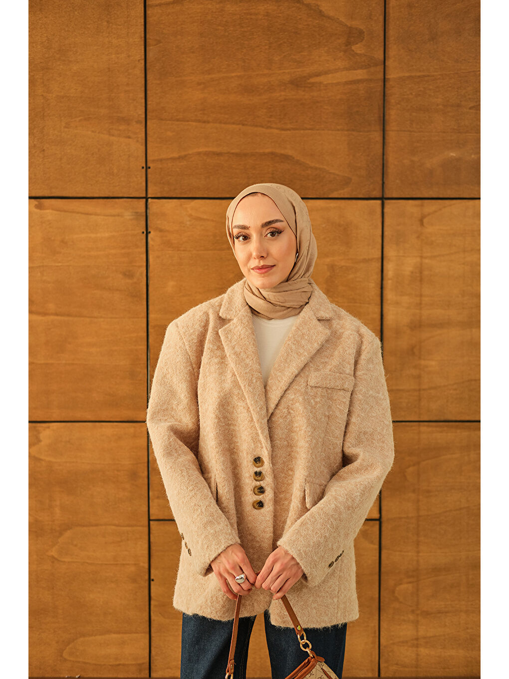 Ekru Kadın Düğme Detay Kırçıllı Ceket Krem-1