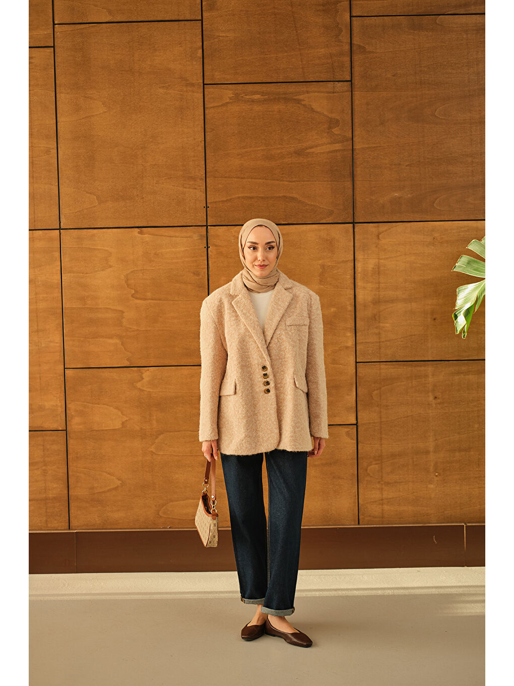 Ekru Kadın Düğme Detay Kırçıllı Ceket Krem-2