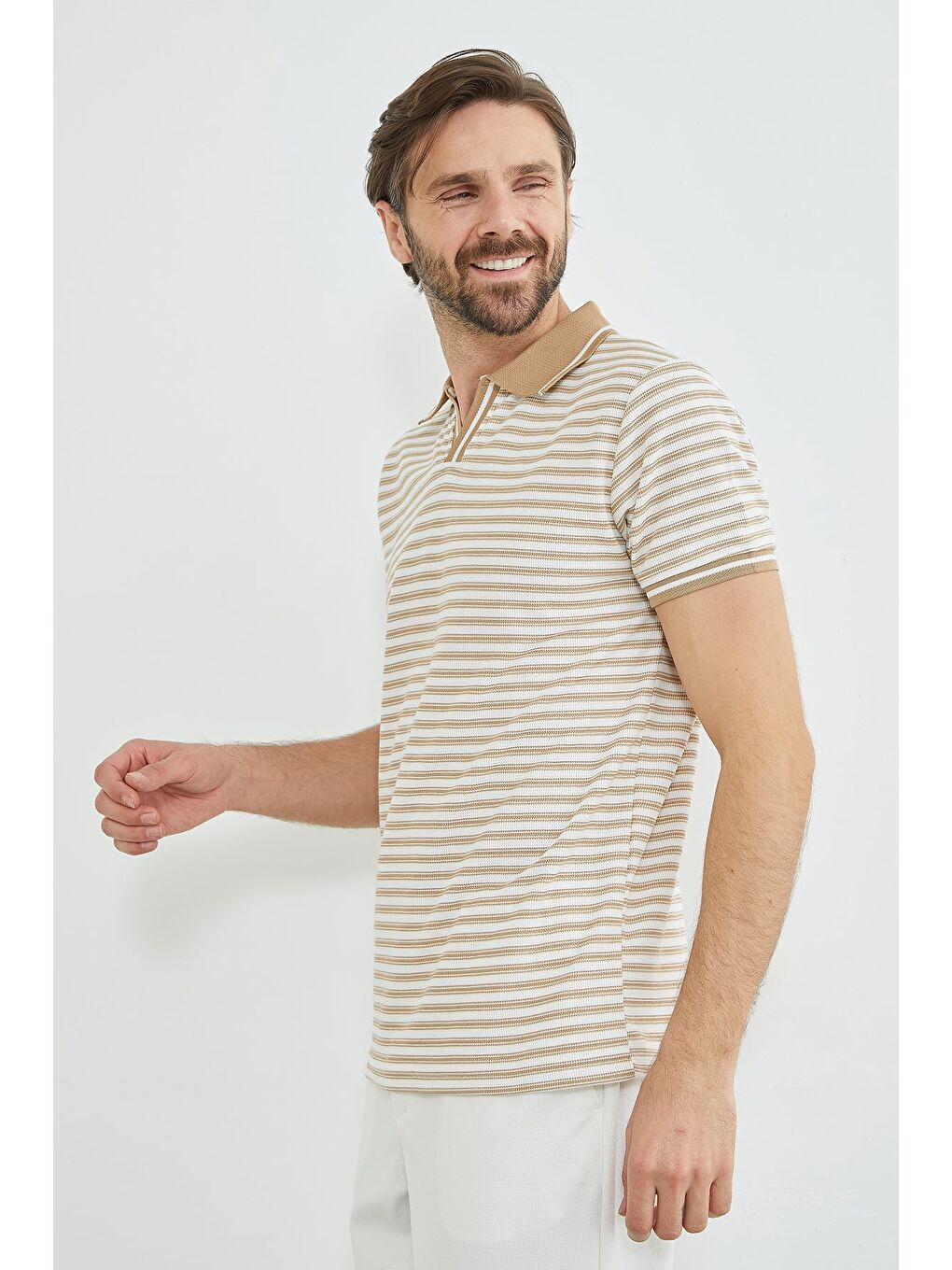Bej Çizgili Polo Yaka Tişört-4