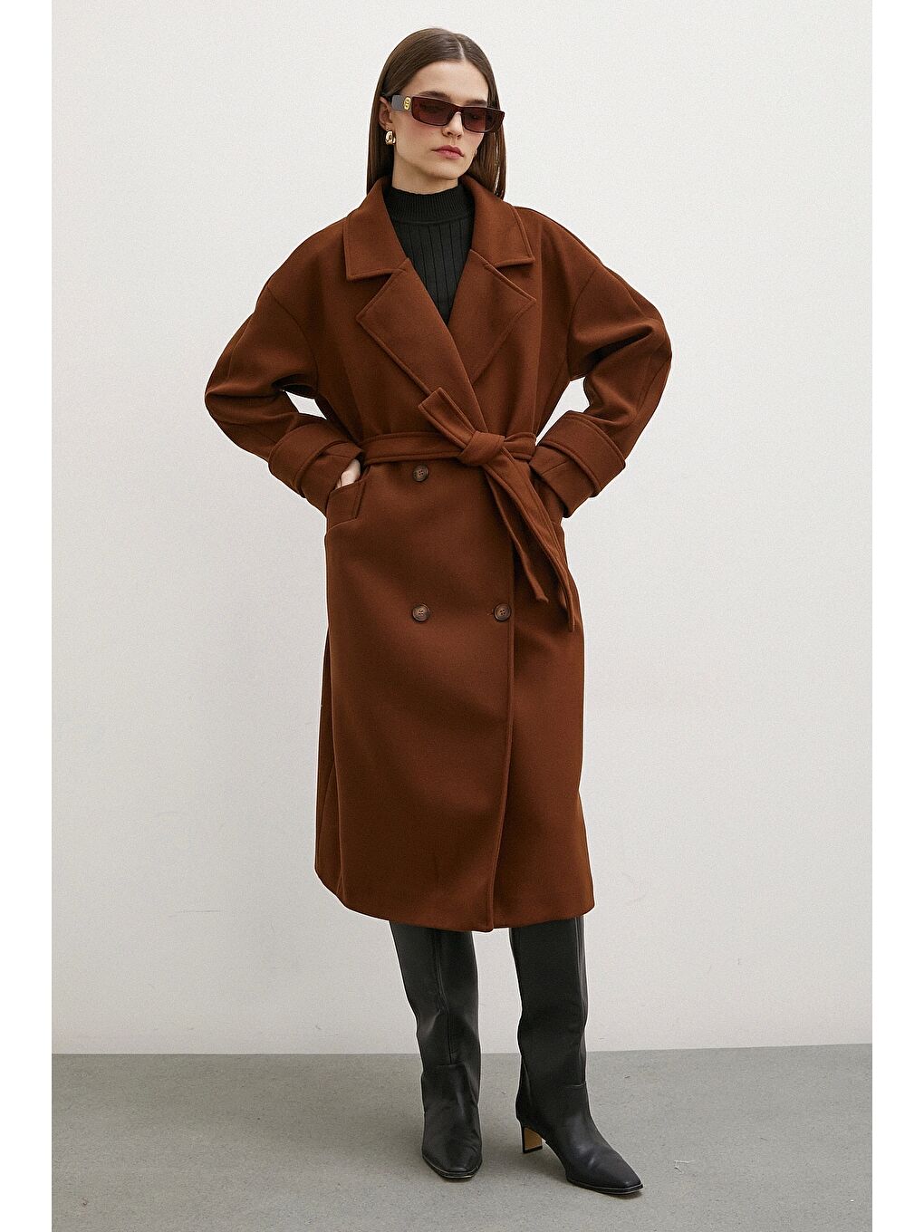 Karışık Kol Detaylı Robalı Kaşe Kaban Kahve-2