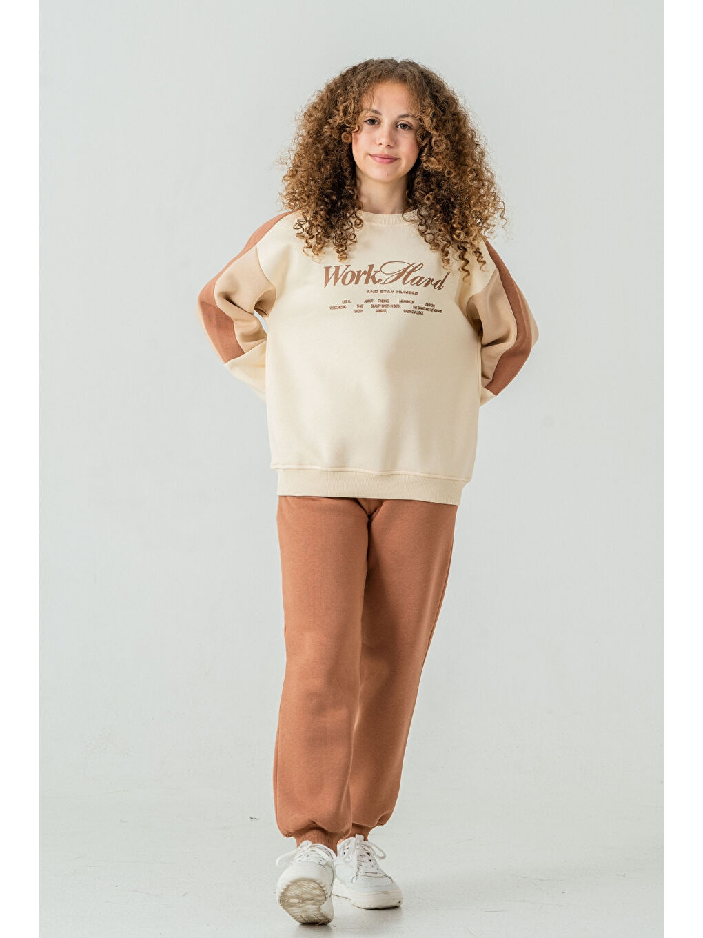 Kahverengi Kız Çocuk Work Hard Baskılı 3 İplik Kalın Kışlık Eşofman Takımı Ak4220-3