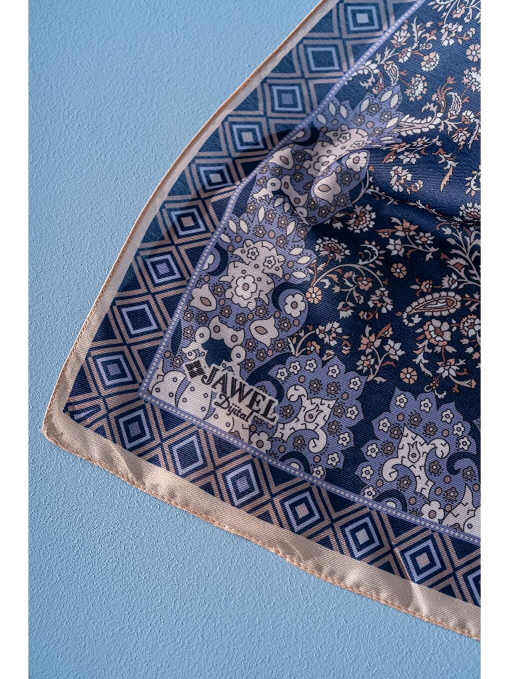 Lacivert Kadın Etnik Desen Soft Alinda Şal-1