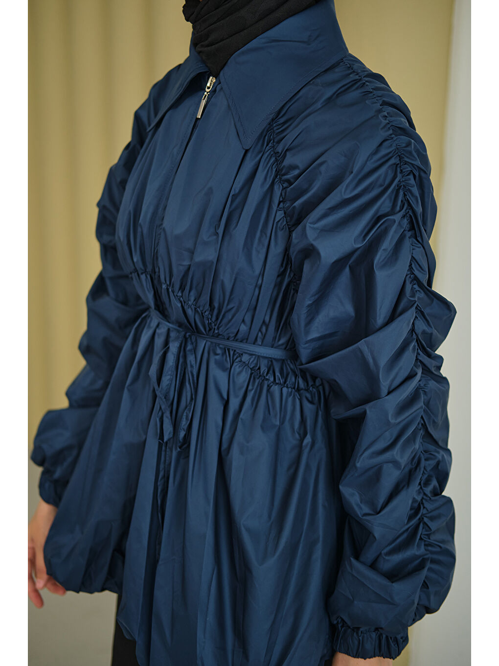 Kadın Büzgü Detay Paraşüt Ceket Lacivert-4