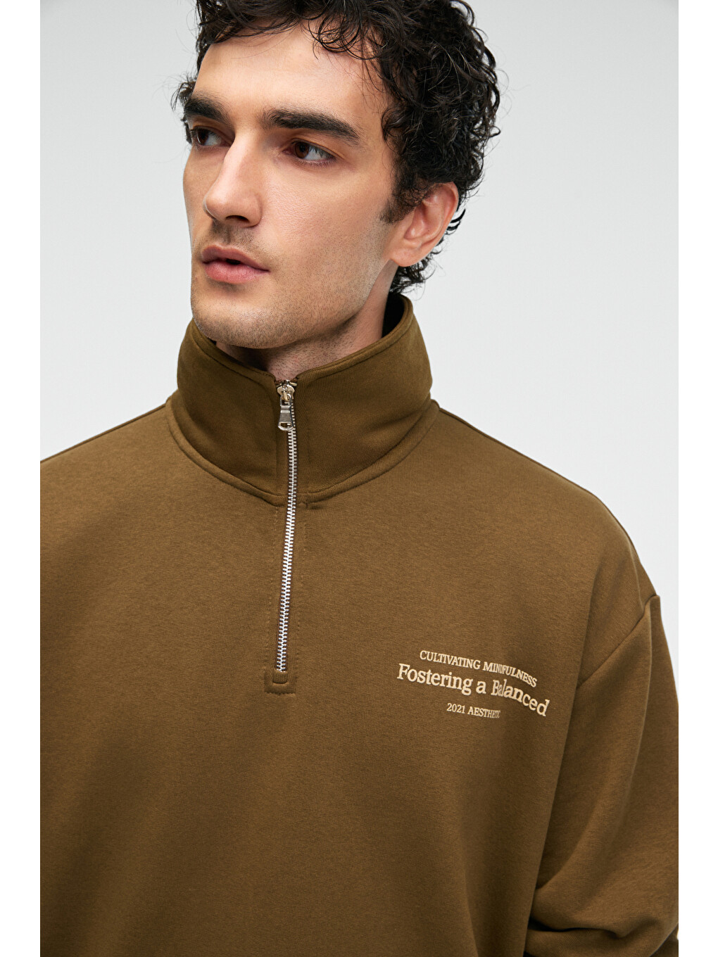 Bram Erkek %100 Pamuk Dik Yakalı Yarım Fermuarlı Baskılı Haki Sweatshirt-3