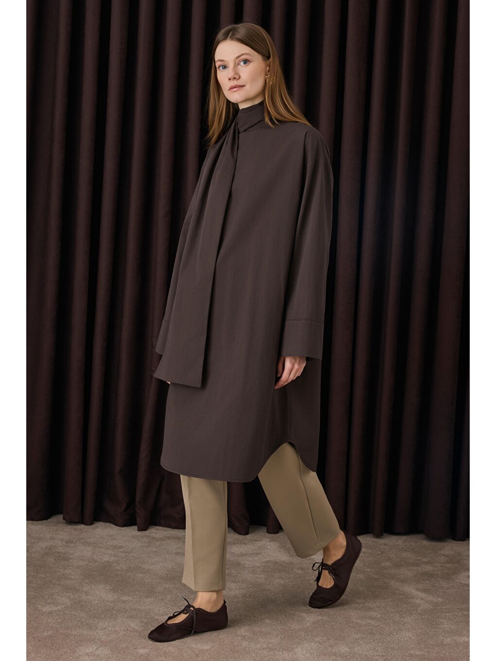 Kahverengi Fular Yaka Gömlek Acı Kahve-1