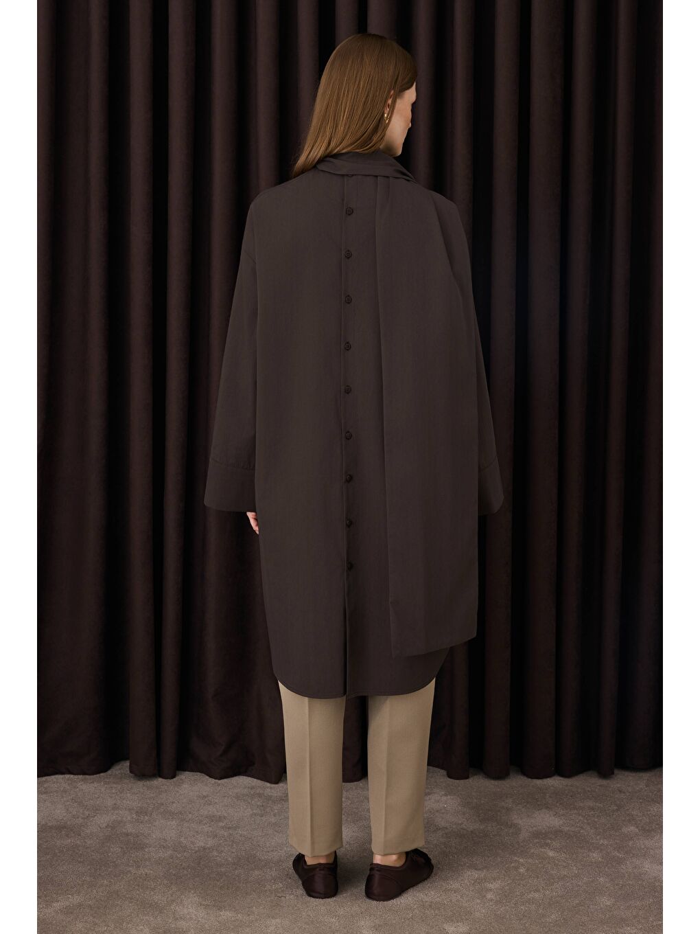 Kahverengi Fular Yaka Gömlek Acı Kahve-4