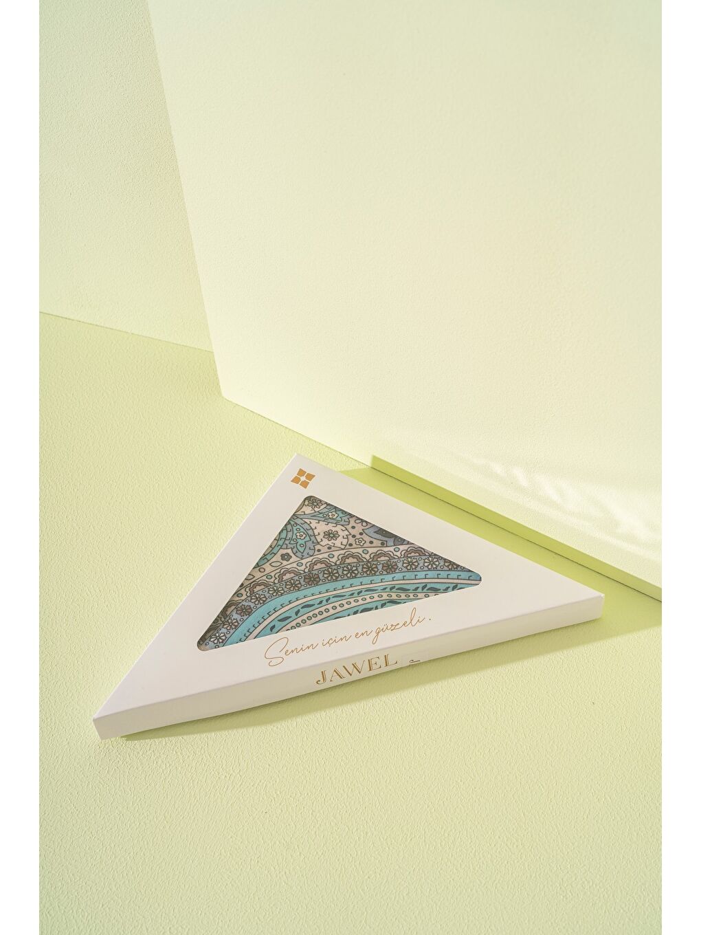 Mor Kadın Etnik Desen Soft Alinda Şal-2