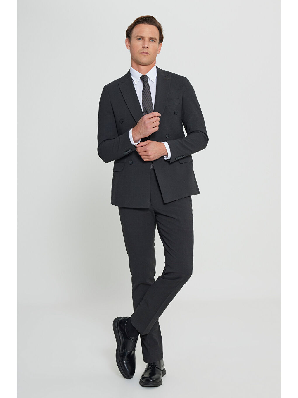 Erkek Antrasit-Kahverengi Ekstra Slim Fit Dar Kesim Kırlangıç Yaka Kapak Cepli Gofre Desenli Esnek-2