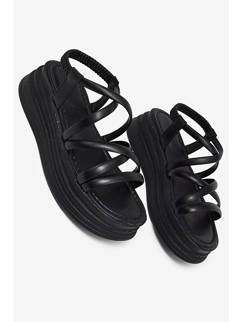 Kadın Siyah Rahat Kalıp Yüksek Taban Çapraz Sandalet-3