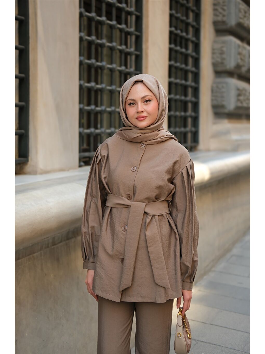 Kahverengi Kadın Pile Detaylı Kuşaklı İkili Takım Sütlü Kahve-2