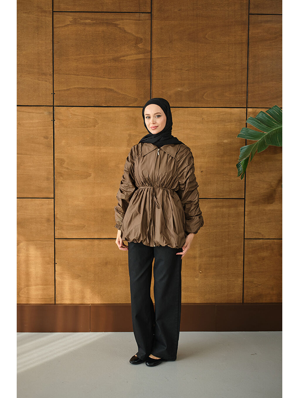 Kadın Büzgü Detay Paraşüt Ceket Kahverengi-1