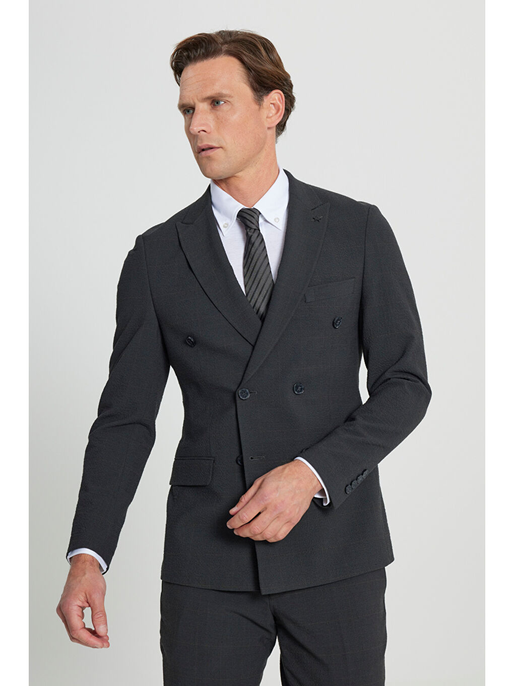 Erkek Antrasit-Kahverengi Ekstra Slim Fit Dar Kesim Kırlangıç Yaka Kapak Cepli Gofre Desenli Esnek-4