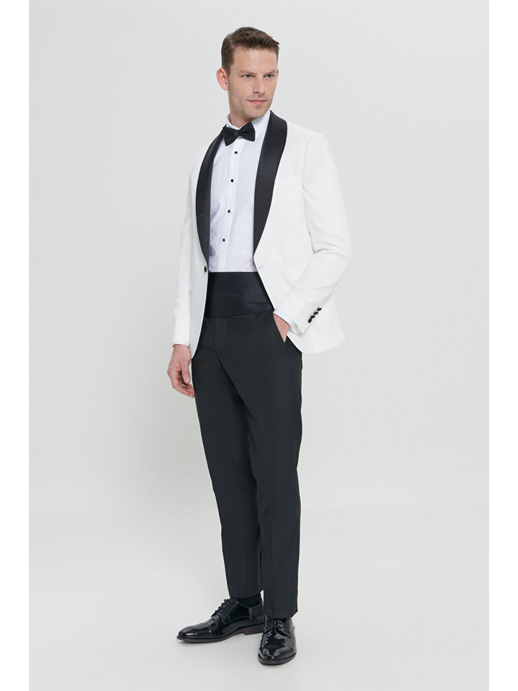 Erkek Beyaz-Siyah Slim Fit Dar Kesim Şal Yaka Armürlü Smokin Takım-2