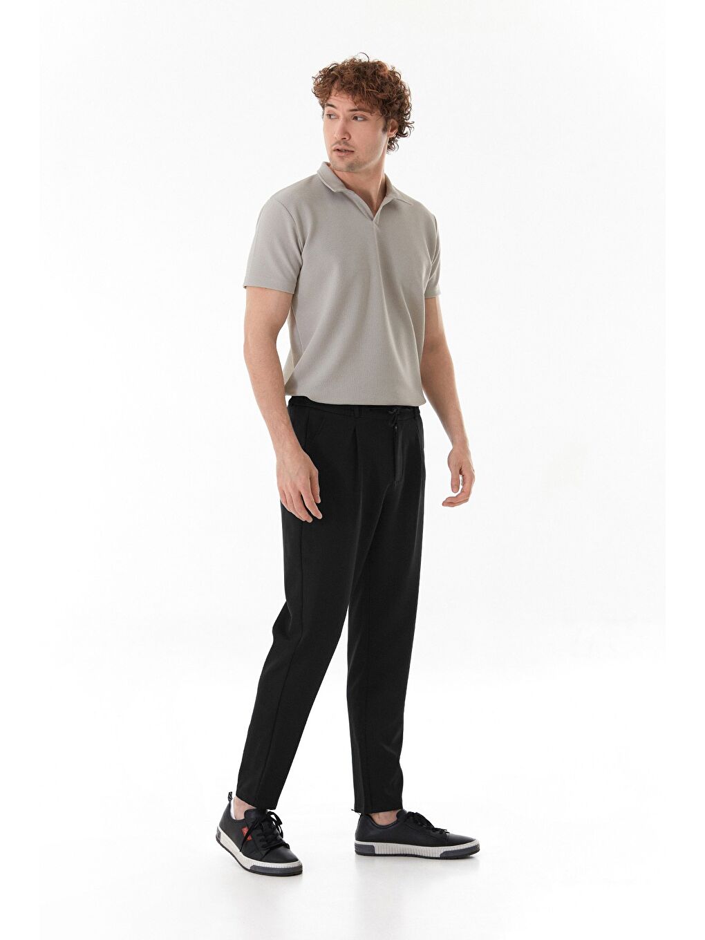 Siyah Beli Lastikli Bağlamalı Regular Fit Erkek Pantolon-4
