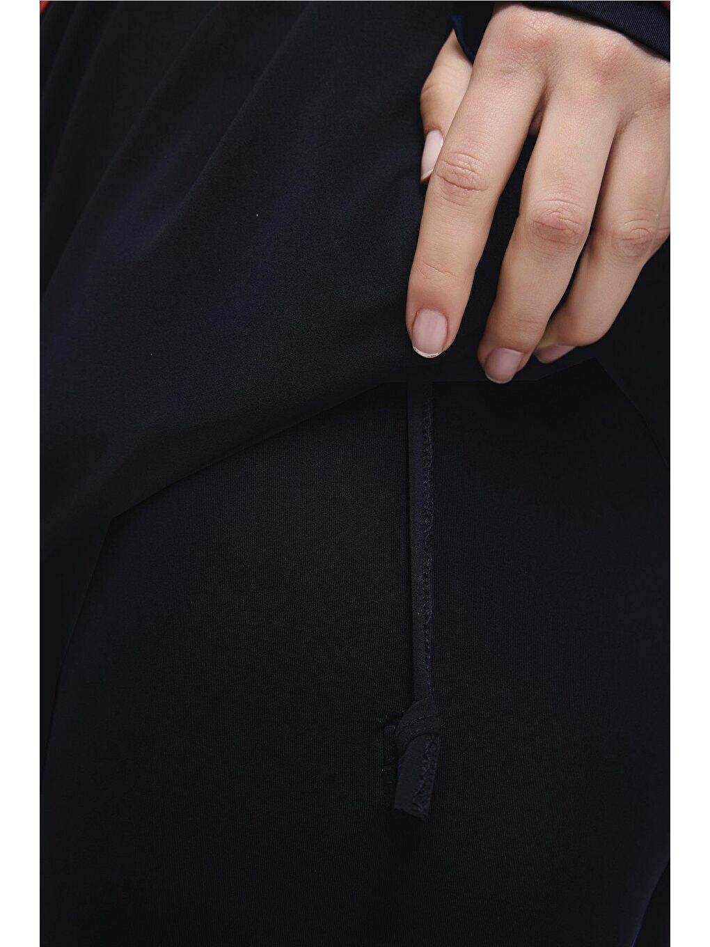 Kemer Toka Detaylı Dokulu Kumaş Kırmızı 5 Parça Tam Tesettür Mayo Takımı 5052-4