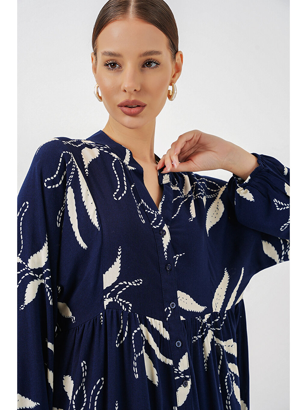 Kadın Desenli Uzun Tesettür Elbise 2585 - D.Lacivert-1