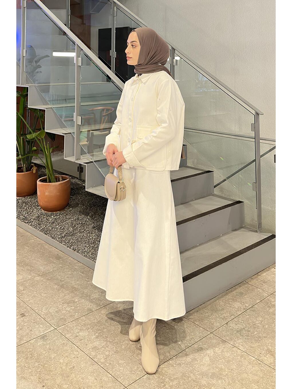 Cep Detaylı İkili Etek Tesettür Takım Beyaz-1