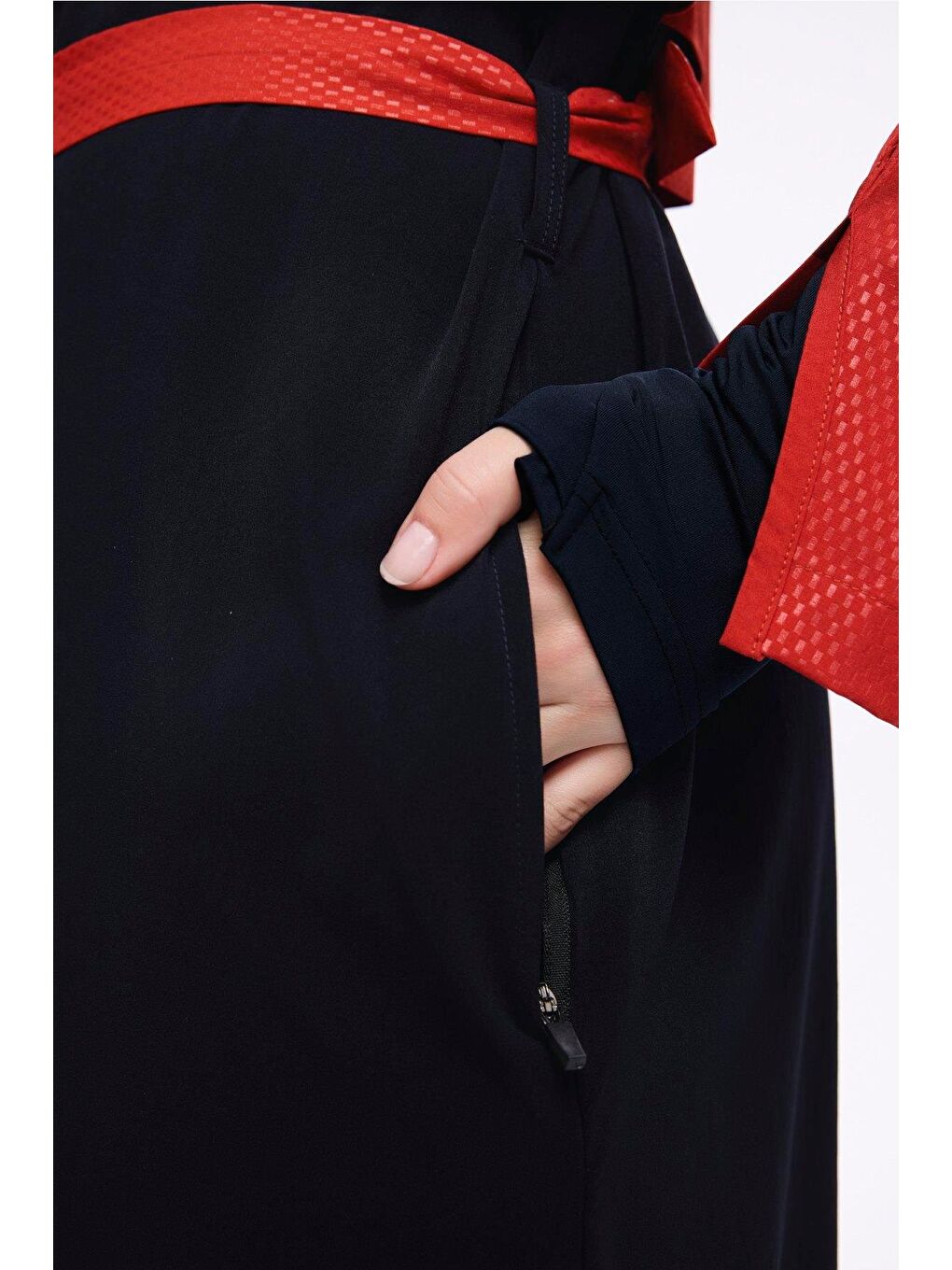 Kemer Toka Detaylı Dokulu Kumaş Kırmızı 5 Parça Tam Tesettür Mayo Takımı 5052-7