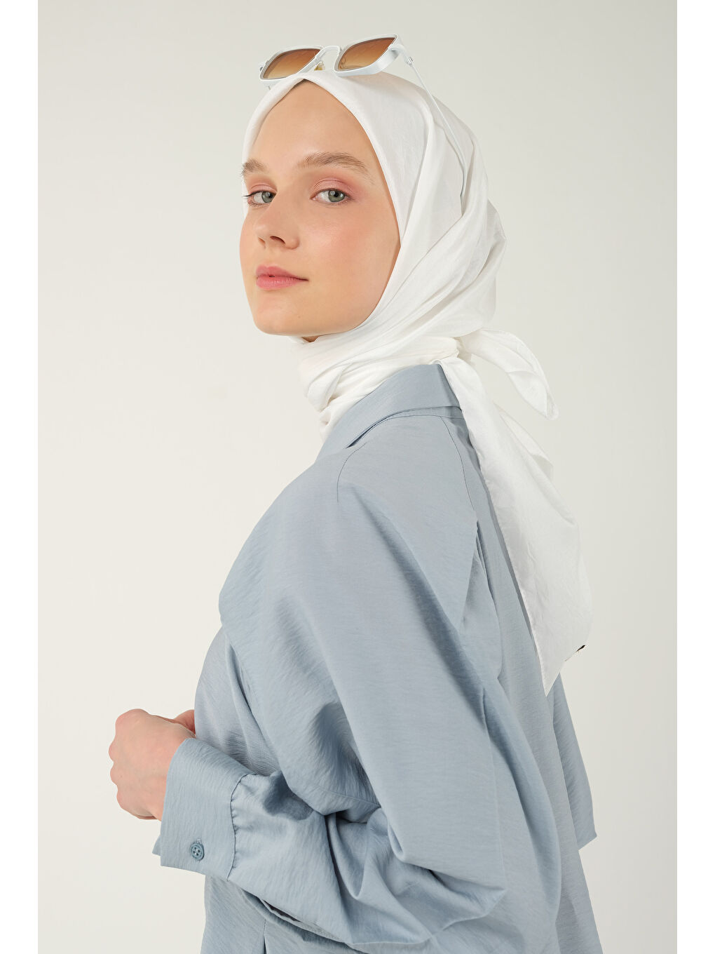 Soft Kraş Eşarp Kırık Beyaz-2