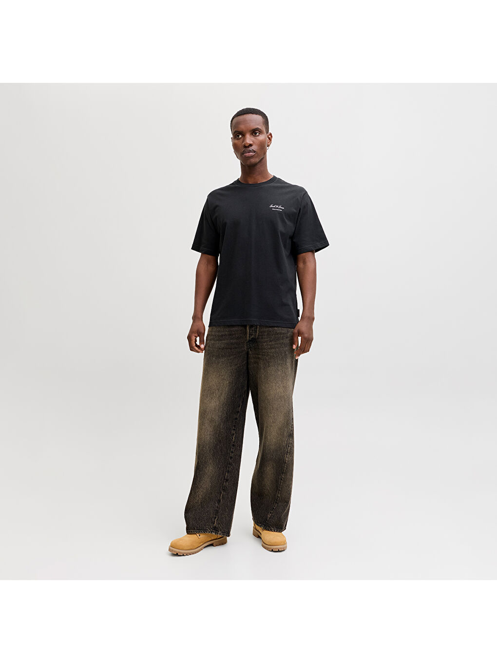 Archive Graphic Erkek Siyah Tişört-2