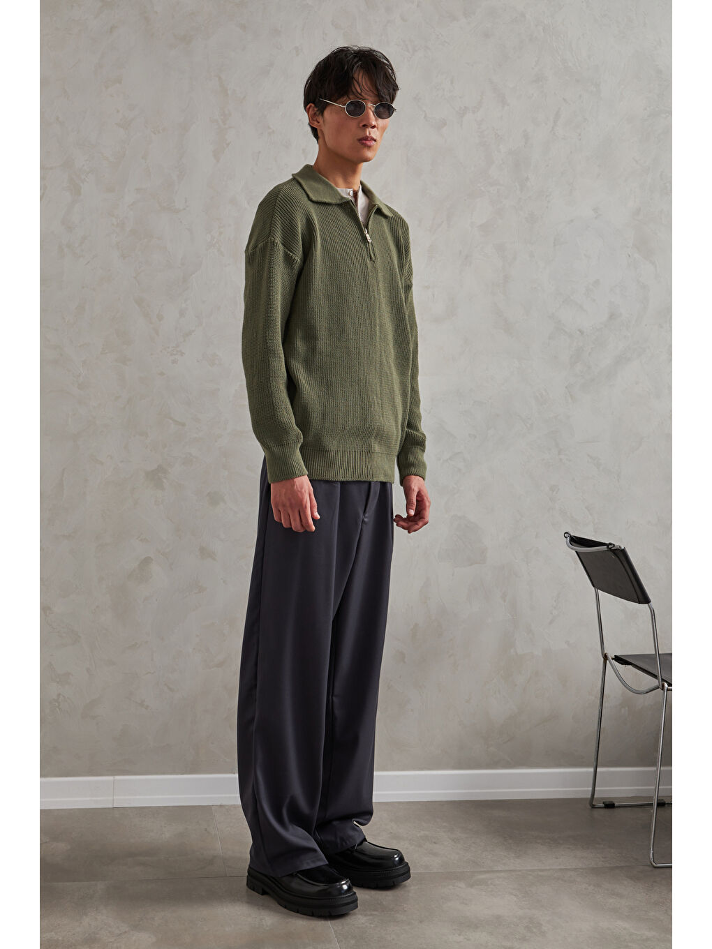 Haki Erkek Yakası Fermuarlı Oversize Kazak-2