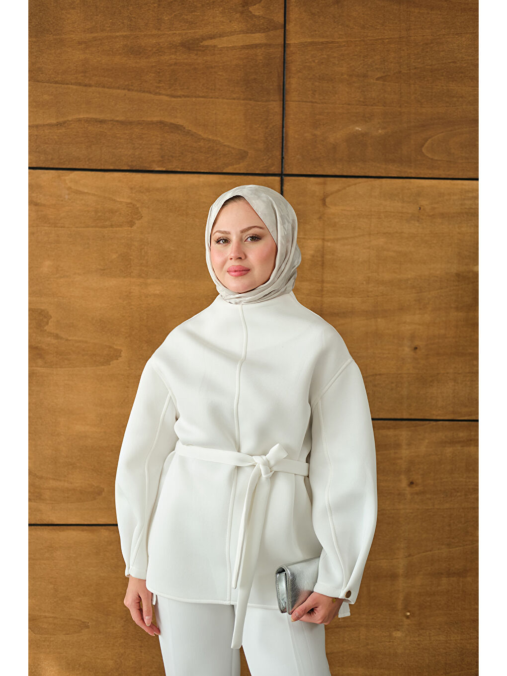 Kadın Bel Bağlamalı Takım Beyaz-1