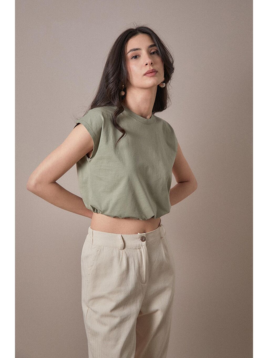 Haki Basic Bisiklet Yaka Stoperli Crop Tişört