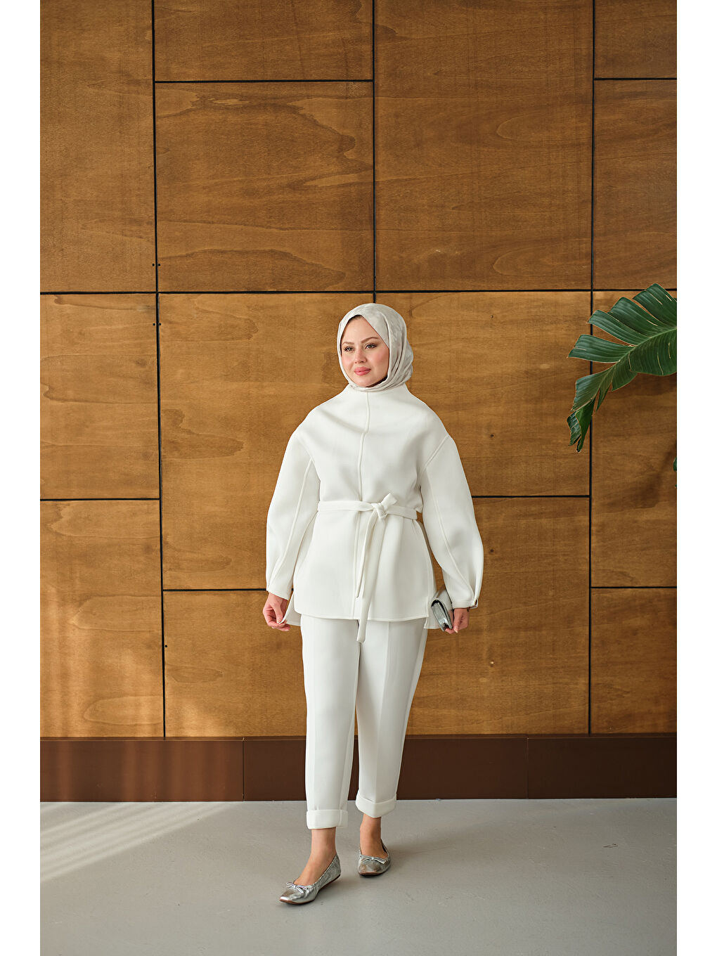 Kadın Bel Bağlamalı Takım Beyaz-4