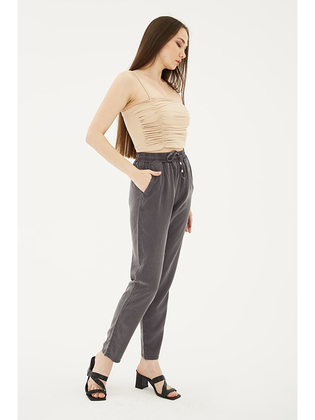 Antrasit Comfort Fit Yüksek Bel Düz Paça Pantolon 25Y0477K1-1