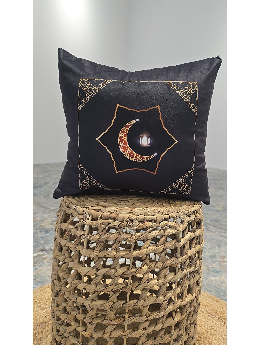 Antrasit Ramazan Temalı Dekoratif Kırlent Kılıfı 43x43 cm
