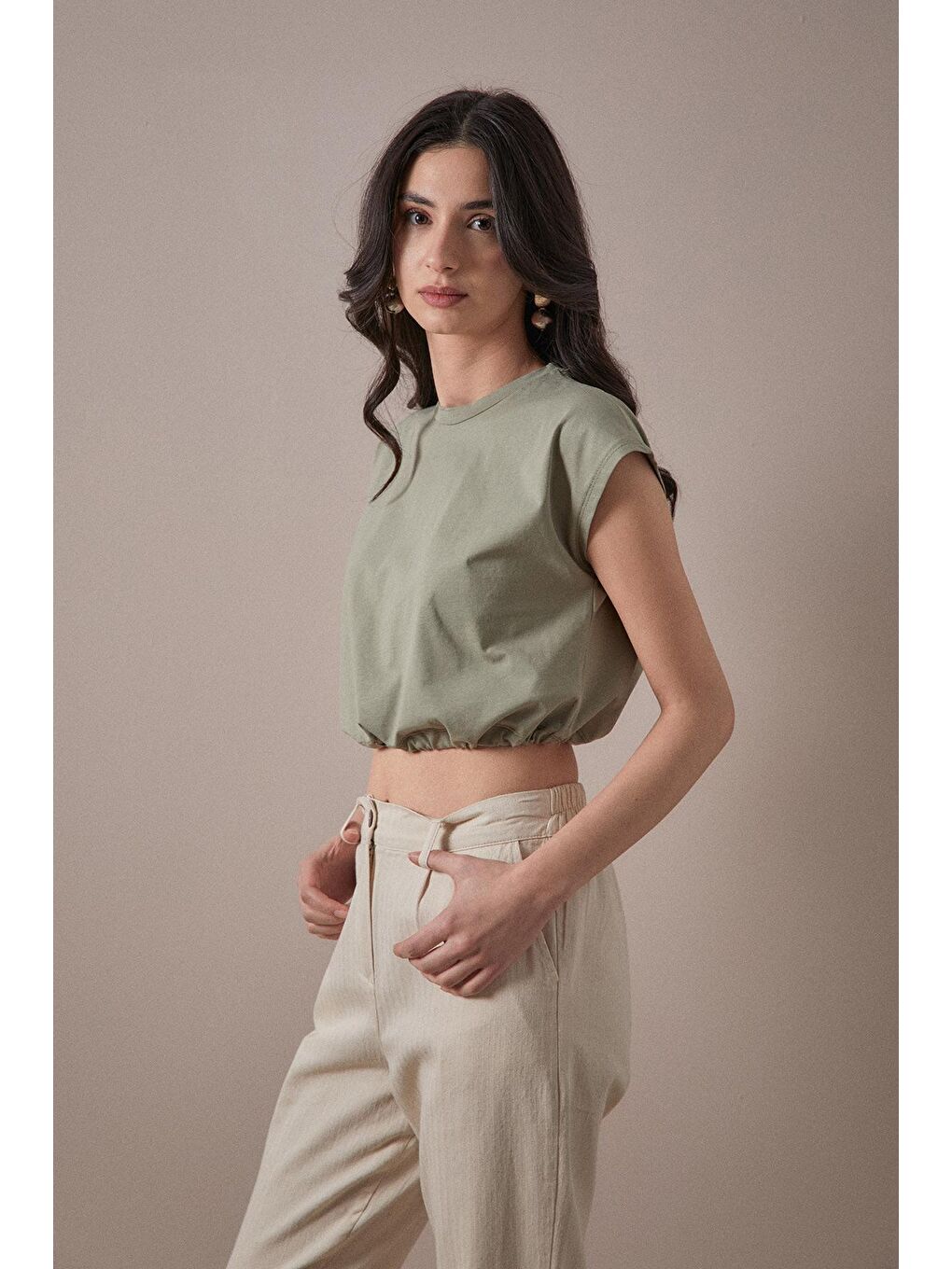 Haki Basic Bisiklet Yaka Stoperli Crop Tişört-2