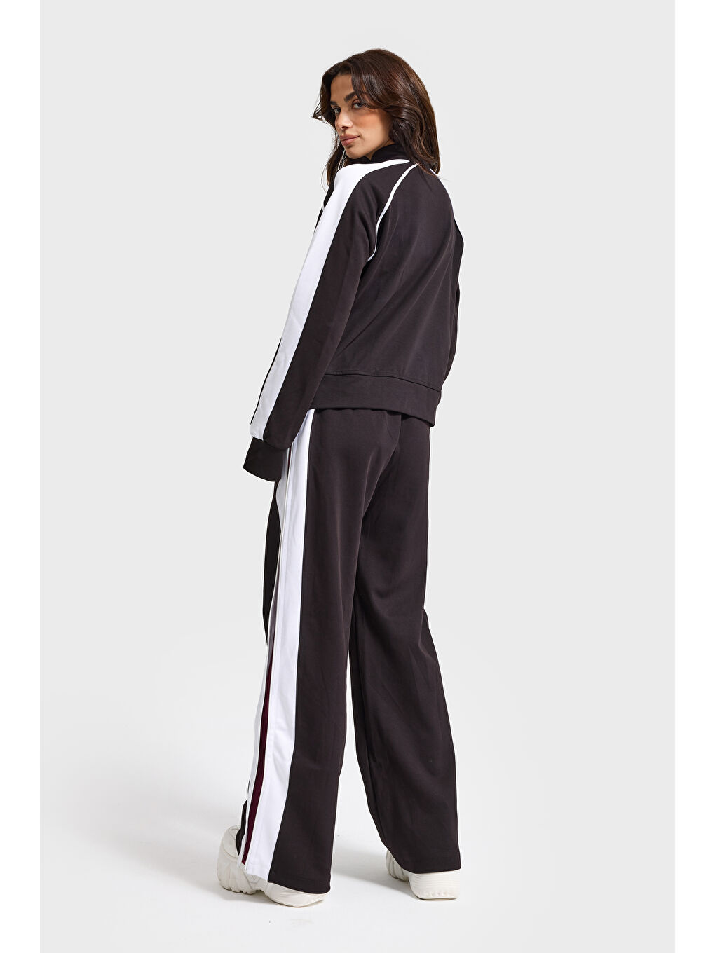 Kadın Siyah Beyaz w5-1 Bol Kesim Polar ve Eşofman Tasarım 2'li Kombin Takım-3