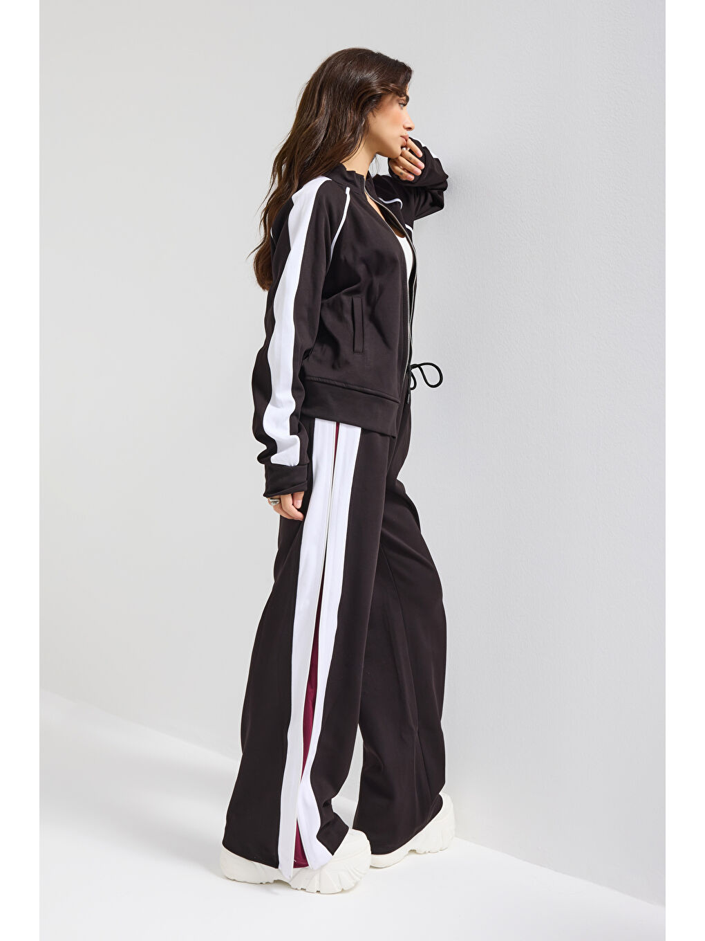 Kadın Siyah Beyaz w5-1 Bol Kesim Polar ve Eşofman Tasarım 2'li Kombin Takım-4