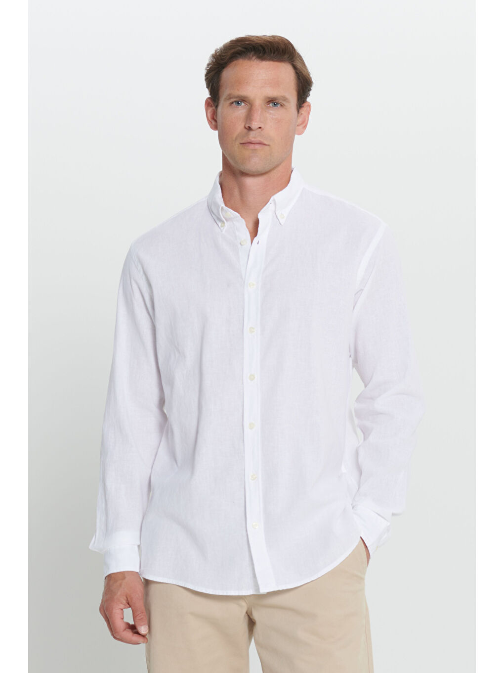 Erkek Beyaz Comfort Fit Rahat Kesim Düğmeli Yaka Keten Gömlek-8