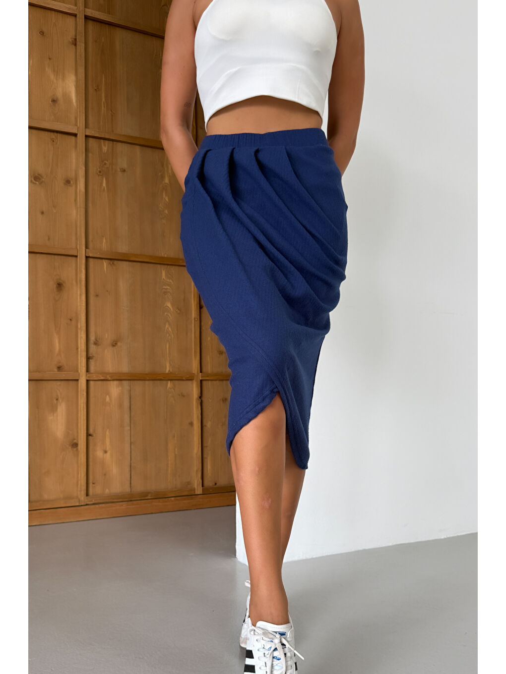 Kadın Lacivert Bel Lastikli Kruvaze Midi Boy Etek