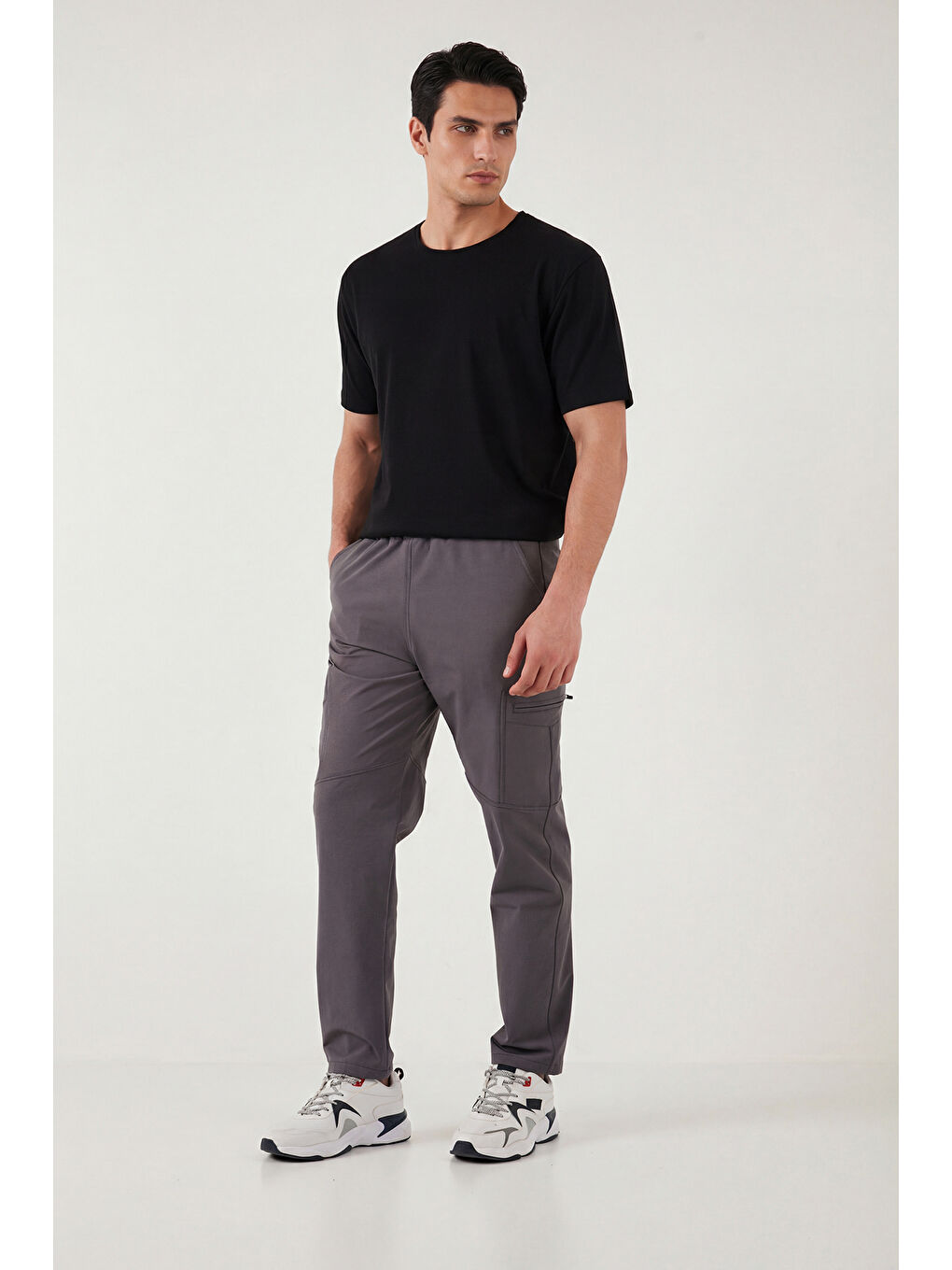 Gri Regular Fit Normal Bel Cep Detaylı Pantolon 693150-4