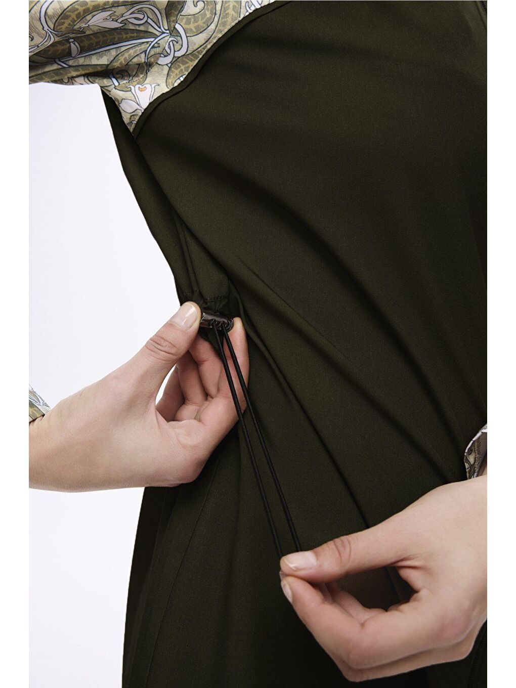 Kolları Desenli Haki 3 Parça Dokuma Tam Tesettür Mayo Takımı 2277-2