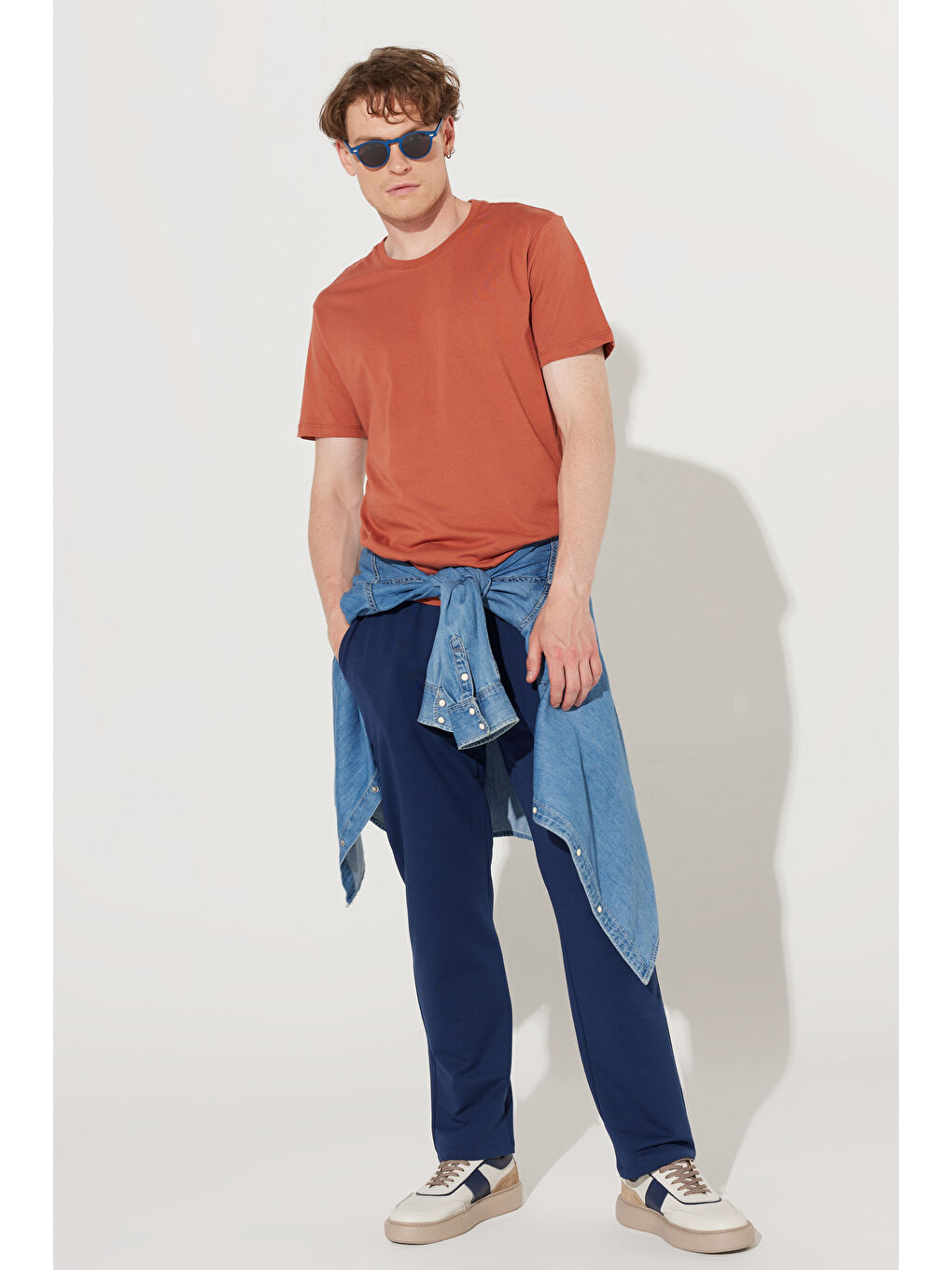 Kahverengi Erkek Açık Kahve Slim Fit Dar Kesim %100 Pamuk Bisiklet Yaka Kısa Kollu Tişört-1