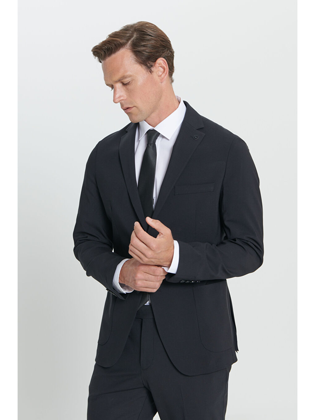 Erkek Siyah Slim Fit Dar Kesim Mono Yaka Yünlü Takım Elbise-5